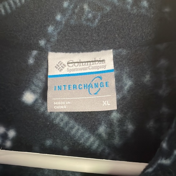 🌺 3 / $10 mix & match Columbia fleece jacket xl - Picture 3 of 6